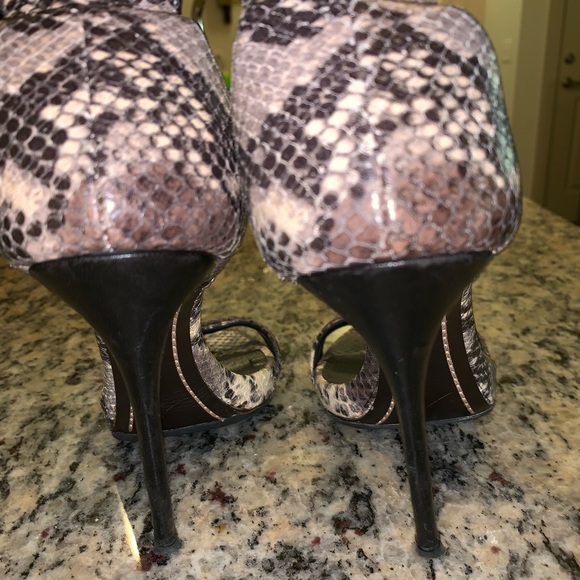 *SOLD* Giuseppe Zanotti Leather sandal EUR 36 - Picture 7 of 8